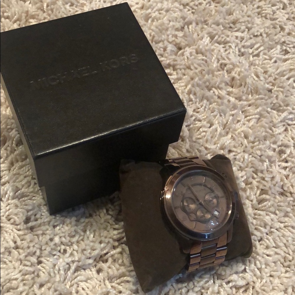 Michael Kors watch - Picture 2 of 3